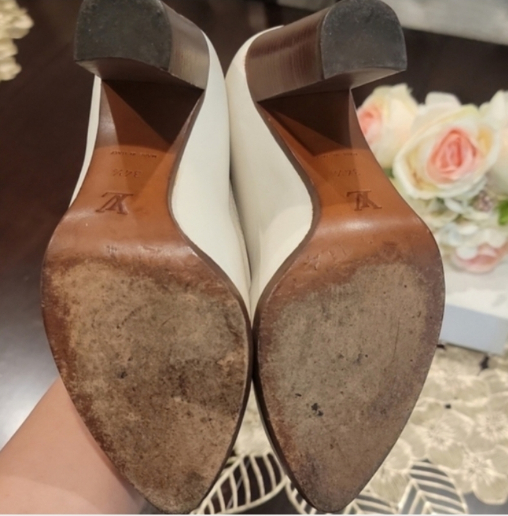 Louis Vuitton Off White Women's Boots - Picture 4 of 12
